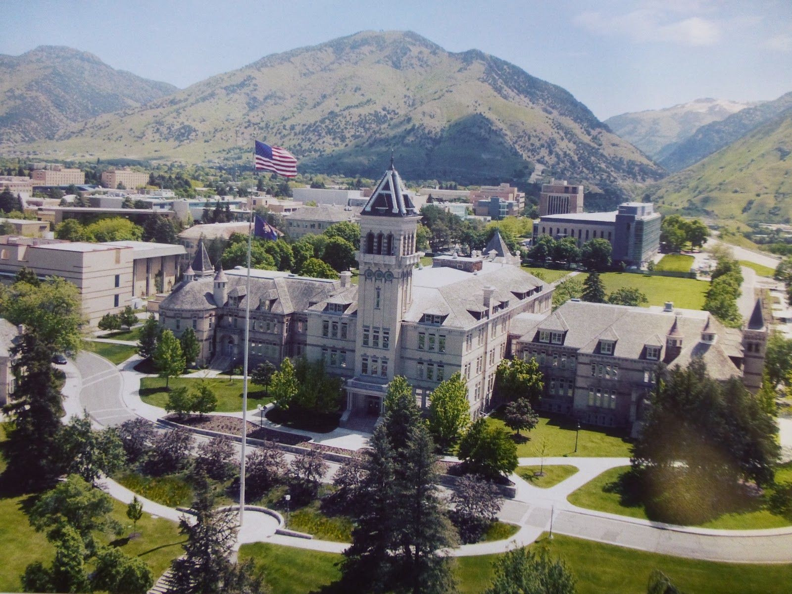 1 USU - aerial view of campus