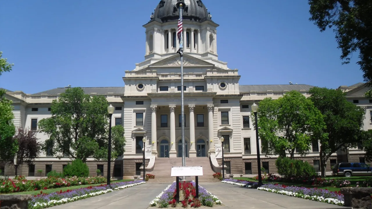 Danh sách các trường đại học và cao đẳng ở tiểu bang South Dakota