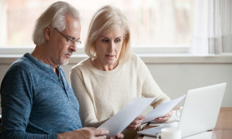 Cần làm gì khi visa hết hạn trong lúc chờ xin visa mới